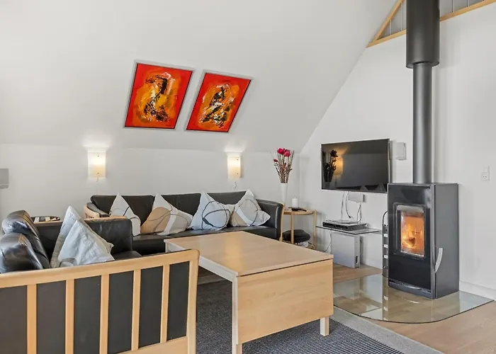 Henrietta - 3-5km From The Sea By Interhome *