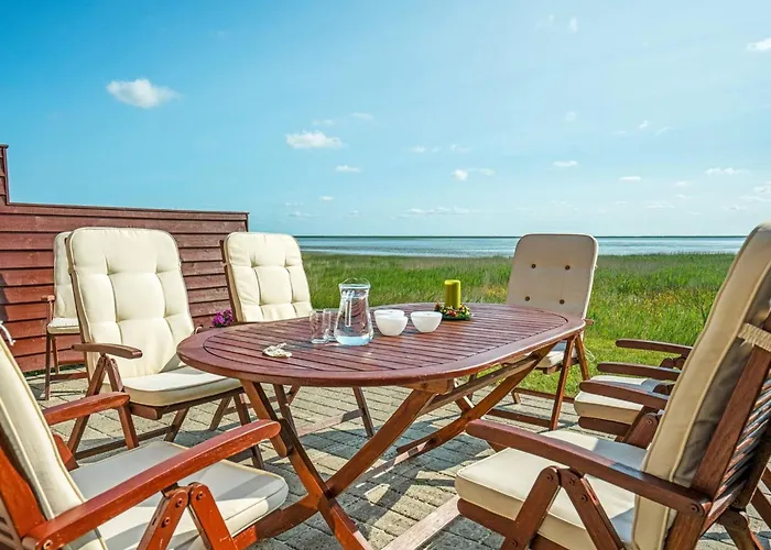 Henrietta - 3-5km From The Sea By Interhome